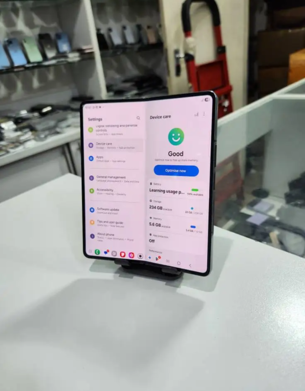 Galaxy fold 4